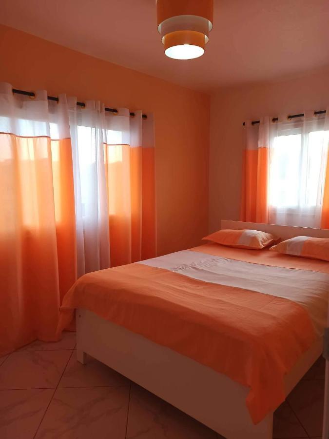 Appartements Andrian Location อันตานานารีโว ภายนอก รูปภาพ
