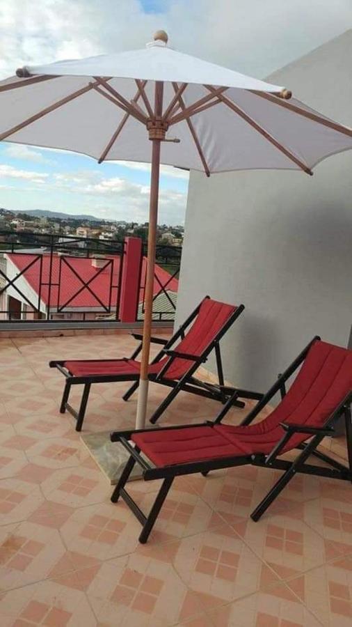 Appartements Andrian Location อันตานานารีโว ภายนอก รูปภาพ