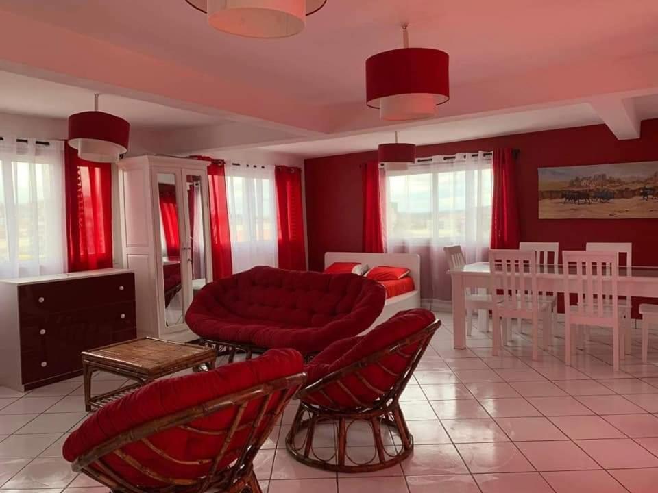Appartements Andrian Location อันตานานารีโว ภายนอก รูปภาพ