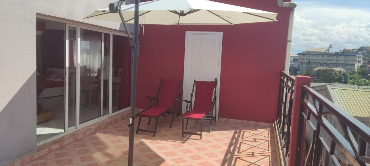 Appartements Andrian Location อันตานานารีโว ภายนอก รูปภาพ